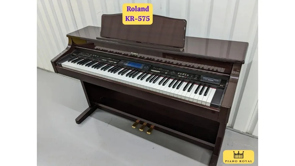 Đàn piano điện Roland KR-575 dan-piano-dien-roland-kr-575-3