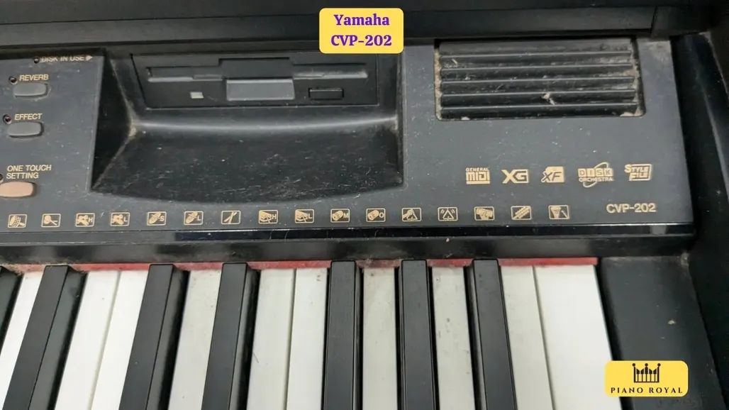 Đàn piano điện Yamaha CVP-202 dan-piano-dien-yamaha-cvp-202-1